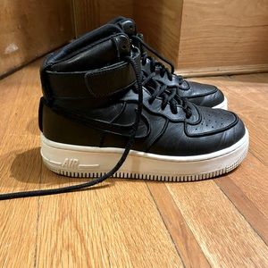Nike Air Force 1 High Women’s black size 7